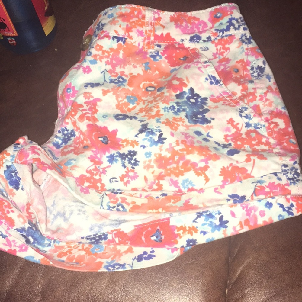 Flower shorts